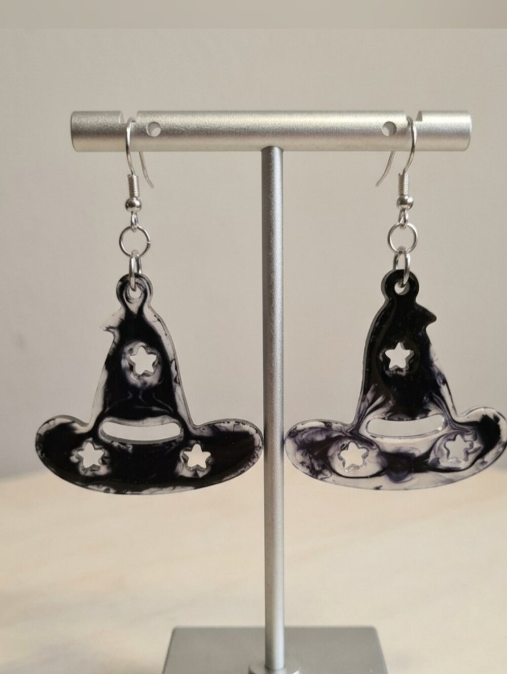 Black & Clear Marbled Witch Hat Dangle Earrings | Hypoallergenic